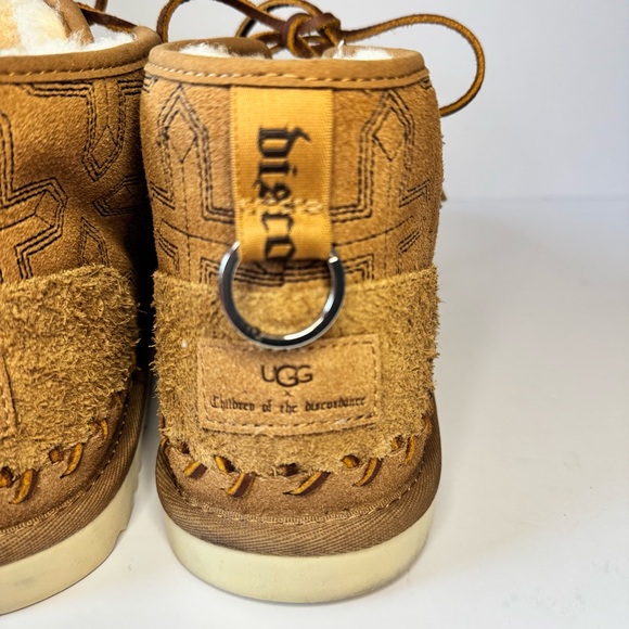 UGG Men\'s Boots in Tan and Brown main image 6